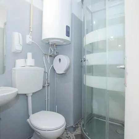 Hostel Automatic