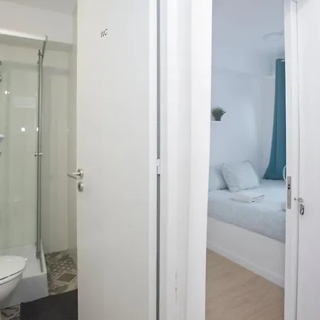 Automatic Hostel Porto