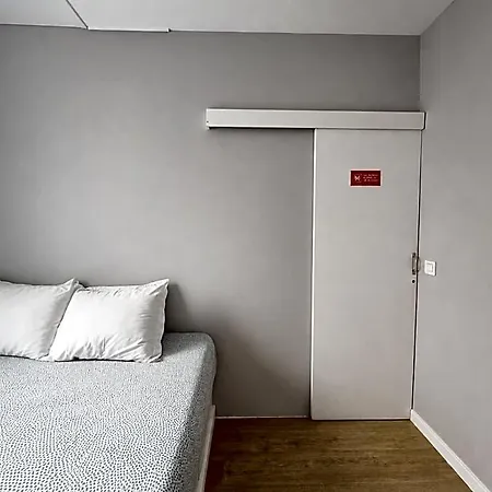 Auberge de jeunesse Automatic *
