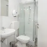 אכסניה Automatic *