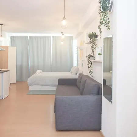 Automatic Hostal