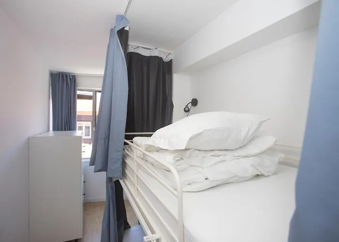 Automatic Hostel Porto